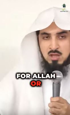 ابقَ مركزًا ومتأملًا بصدق أثناء العبادة: كيفية تعزيز روحانيتك