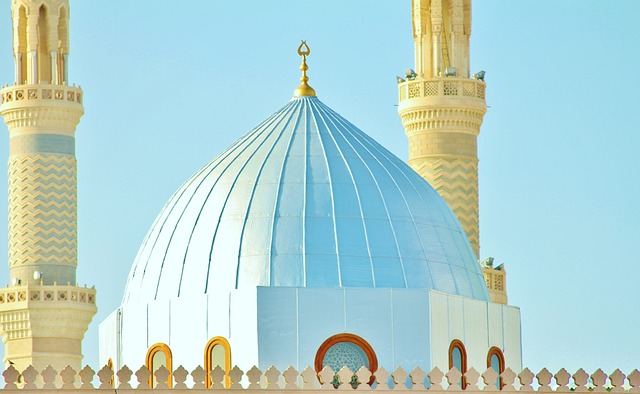 كيف يبدأ الإنسان رحلته ليكون أفضل؟